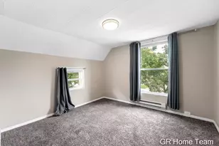 900 Fountain St NE, Grand Rapids, MI 49503 - Photo 11