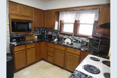 815 Wildwood Avenue, Jackson, MI 49202 - Photo 17