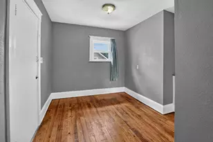 211 S Dean St, Bay City, MI 48706 - Photo 31