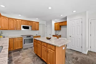 5162 Tillman St, Kalamazoo, MI 49009 - Photo 9