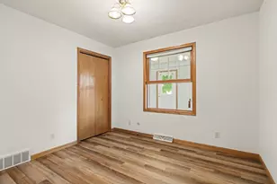 54585 W County Road 365, Lawrence, MI 49064 - Photo 15