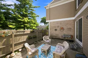 1285 Lamplighter Ln, Rochester Hills, MI 48306 - Photo 25