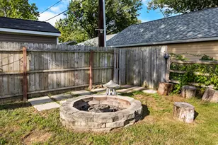 948 N Prospect Rd, Ypsilanti, MI 48198 - Photo 29