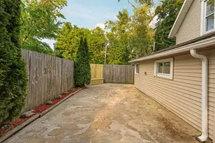 412 Quarry St, Jackson, MI 49201 - Photo 41