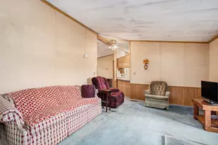6727 W Youngren Rd, Three Oaks, MI 49128 - Photo 5