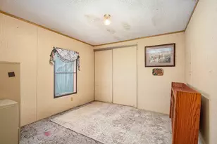 6727 W Youngren Rd, Three Oaks, MI 49128 - Photo 15