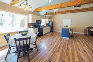 557 W James St, Lawrence, MI 49064 - Photo 5