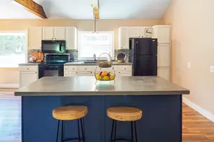 557 W James St, Lawrence, MI 49064 - Photo 7