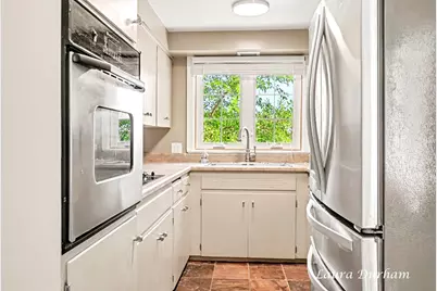 15 E Wall Street, Douglas, MI 49406 - Photo 11
