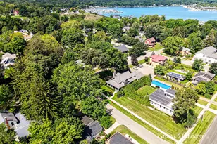 15 E Wall St, Douglas, MI 49406 - Photo 31