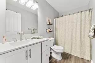 713 Abbington Ct, Howell, MI 48843 - Photo 13