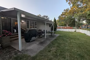2201 Oak Ave, Muskegon, MI 49445 - Photo 25