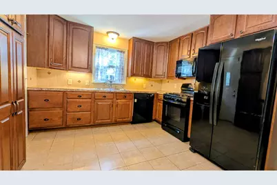 1932 Elwood Street, Muskegon, MI 49442 - Photo 5
