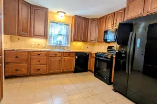 1932 Elwood St, Muskegon, MI 49442 - Photo 5