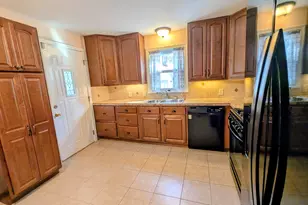 1932 Elwood St, Muskegon, MI 49442 - Photo 9