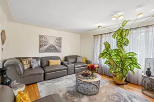 22808 Greenview Rd, Southfield, MI 48075 - Photo 19