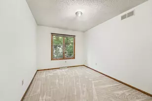 3336 Woodwind Dr NE, Grand Rapids, MI 49525 - Photo 11