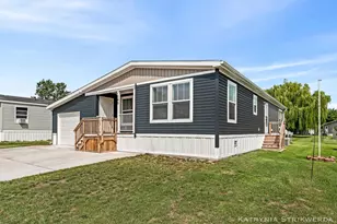 145 W Pin Oak Dr, Coopersville, MI 49404 - Photo 29