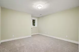 6852 Westshire Dr, Norton Shores, MI 49444 - Photo 25