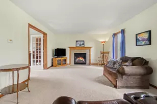 7538 Wood Brook Rd, Ann Arbor, MI 48103 - Photo 5
