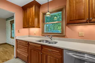 110 Reyn Cir, Battle Creek, MI 49015 - Photo 9