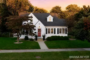 669 Columbia Ave, Holland, MI 49423 - Photo 1