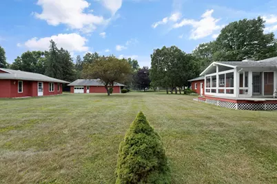 128 Schirmer Parkway, Buchanan, MI 49107 - Photo 19