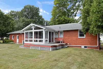 128 Schirmer Parkway, Buchanan, MI 49107 - Photo 3