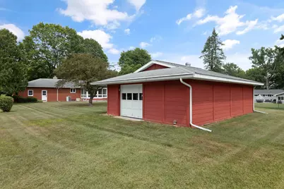 128 Schirmer Parkway, Buchanan, MI 49107 - Photo 29