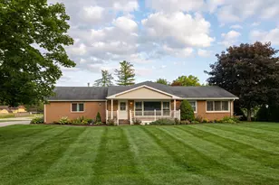 50290 Mile End Dr, Shelby, MI 48317 - Photo 1