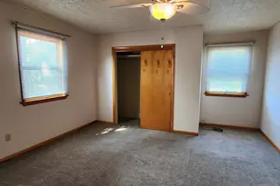 703 Hopkins St, Manistee, MI 49660 - Photo 27