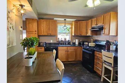 22425 Louise Street, Saint Clair Shores, MI 48081 - Photo 7
