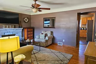 22425 Louise St, Saint Clair Shores, MI 48081 - Photo 5