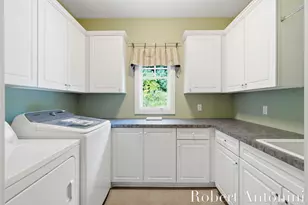 2025 Pine Nook Ct NE, Grand Rapids, MI 49525 - Photo 25