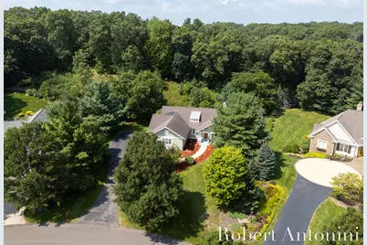 2025 Pine Nook Court NE, Grand Rapids, MI 49525 - Photo 5