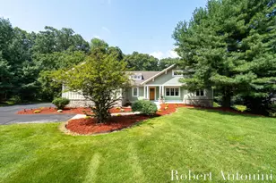 2025 Pine Nook Ct NE, Grand Rapids, MI 49525 - Photo 51