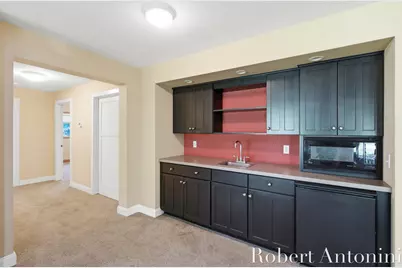2025 Pine Nook Court NE, Grand Rapids, MI 49525 - Photo 35
