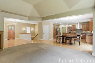 2025 Pine Nook Ct NE, Grand Rapids, MI 49525 - Photo 9
