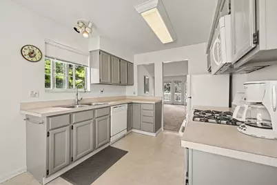 398 Rolling Meadows Drive, Ann Arbor, MI 48103 - Photo 5