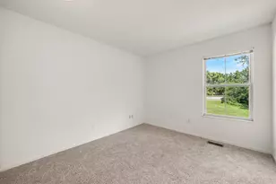 398 Rolling Meadows Dr, Ann Arbor, MI 48103 - Photo 11