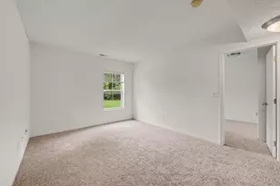 398 Rolling Meadows Dr, Ann Arbor, MI 48103 - Photo 15