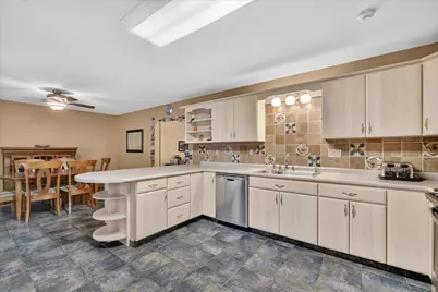 17334 10 Mile Road, Battle Creek, MI 49014 - Photo 17