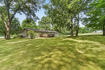 17334 10 Mile Road, Battle Creek, MI 49014 - Photo 5