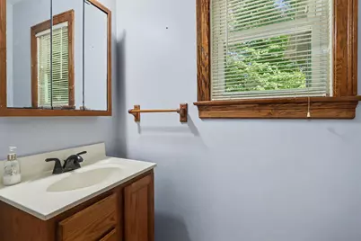4251 E Kirby Road, Battle Creek, MI 49017 - Photo 9