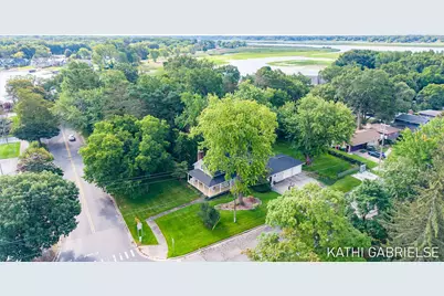 379 S Lake Avenue, Spring Lake, MI 49456 - Photo 53