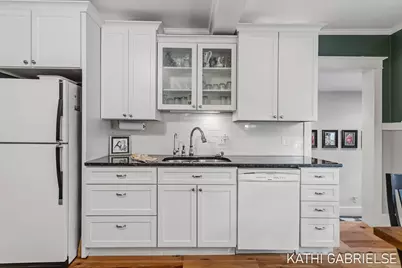 379 S Lake Avenue, Spring Lake, MI 49456 - Photo 27