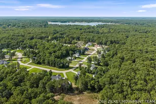 416 Sabine Dr, Muskegon, MI 49442 - Photo 69