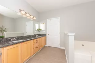 1486 Fox Pointe Cir, Ann Arbor, MI 48108 - Photo 27