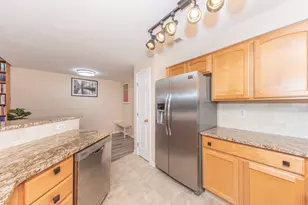 1486 Fox Pointe Cir, Ann Arbor, MI 48108 - Photo 9