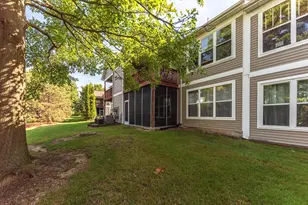 1486 Fox Pointe Cir, Ann Arbor, MI 48108 - Photo 17